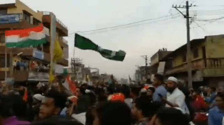 Pakistani flag raised in Congress rally?